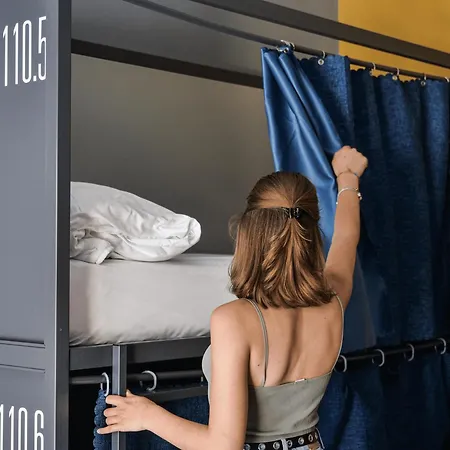 Hostel Marathon Genua
